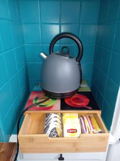 Appart 2/4 pers proche centre avec Balcon, Parking - Narbonne - 6