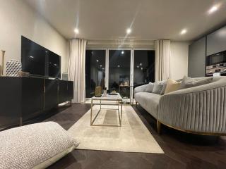 Sophisticated 1BR, 1 BA Chigwell Designer Flat CHCL F2 - Chigwell - 5