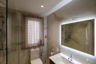 Modern 3 bedroom Apartment in Luqa (Sleeps 6) - Luqa - 1