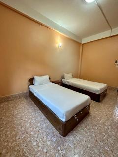 Phaythavone Hotel - 2