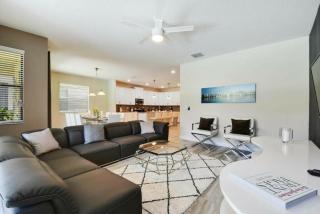 Amazing 6 Bedrooms5 BathPool at Solterra Resort - Davenport - 8