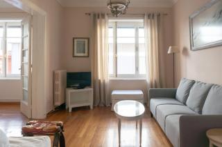 Hadrians Den in Heart of Plaka by JJ Hospitality - 3