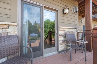 A119 Studio Lake View - Oakland - 2