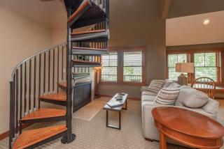 A305 Studio & Loft Lake View - Oakland - 9