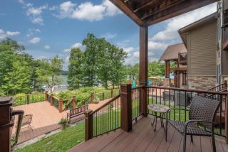 A117 One Bedroom Lake View - Oakland - 1