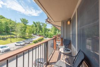 A308 Studio & Loft Standard View - Oakland - 7