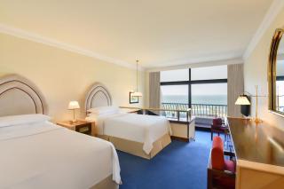 Sheraton Grand Doha Resort & Convention Hotel - 4