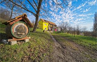 Awesome Home In Prodin Dol - - 4
