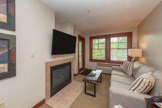 A115 One Bedroom Lake View - Oakland - 9