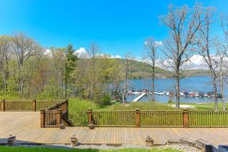 A115 One Bedroom Lake View - Oakland - 3
