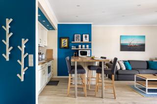 Stylish flat with balcony overlooking the sea - 9