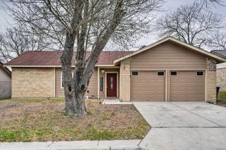 Pet-Friendly San Antonio Home with Yard and Patio! - San Antonio - 8