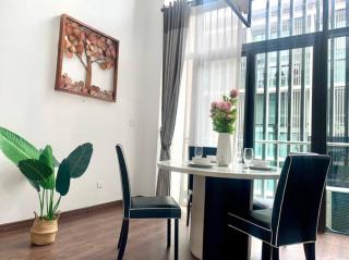 [Nine'suite] @ Riverson Soho - Duplex 2BR Poolview - 2