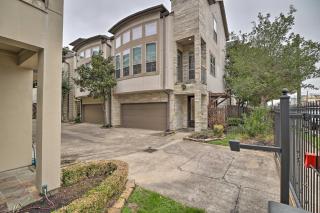 Dtwn Houston Home Near Stadiums WFH Friendly! - Houston - 1
