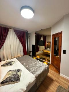 Corner Hot - Istanbul - 7