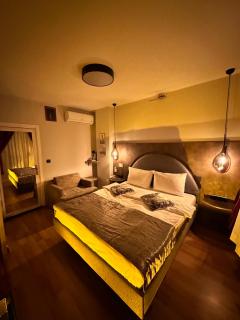 Corner Hot - Istanbul - 8
