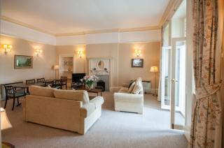 Kingswear Park Club with Swimming Pool & Spa - 9