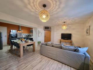 Appartement Authentique et Confortable avec Wifi, Parking Gratuit et Cuisine Équipée à Saint-Galmier - FR-1-496-276 - Saint-Galmier - 9