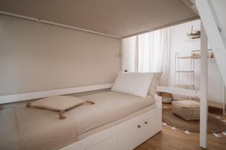 Tra i tetti di Campetto, attico con terrazzo e ascensore e parcheggio gratuito - Genova - 2