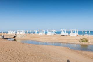Snazzy 1BDR w Rooftop Mangroovy Free Pool & Beach Access - Hurghada - 6