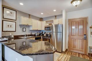Premier Silver Mill 8281 - 2Br-Walk to Slopes! Kids Ski Free! condo - 2