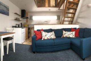 Cosy Rustic Annex in quiet Cornwall Village - 4