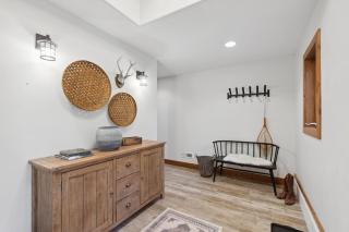 Big Mountain Basecamp - 6