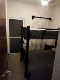 Casa totalmente nueva,2 cuartos 2 baños -Muy Segura - 2