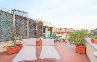 In the Clouds over Trastevere, penthouse studio - Rome - 0