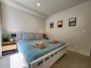 Coastal Living in Comfort - Raglan - 8