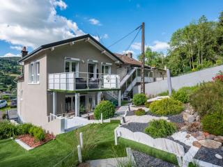 Stunning 4-Bed House in La Bourboule - 5