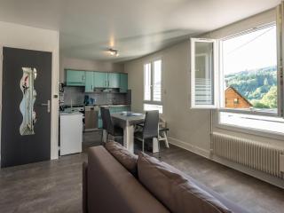 Stunning 4-Bed House in La Bourboule - La Bourboule - 2