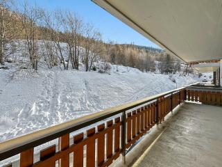 Les Mayens de l'Ours - At the foot of Piste de l'Ours' slope! - 8