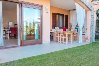 Villa Victoria 1.5 Km From The Beach - Happy Rentals - 2