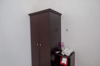 RedDoorz near De La Salle Manado - Manado - 1