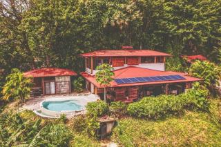 Drop In Costa Rica, Villa Verde y Azul, saltwater pool, walking distance to beach, Santa Teresa Nord - 0
