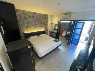 Cokoon Islanda Patong Hotel - Patong Beach - 2
