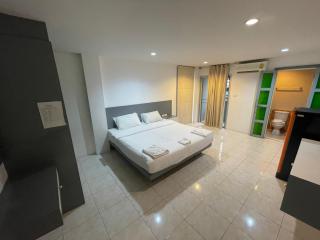 Cokoon Islanda Patong Hotel - Patong Beach - 5