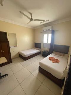 Makkah Hotel - Qena - 1