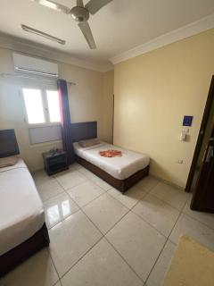 Makkah Hotel - Qena - 2