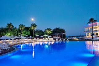 So Nice Beach Resort - 1