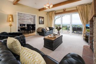 Orchard House, Castle Carrock, luxurious, characterful cottage with hot tub and countryside views - 3