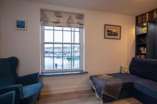 Herring Girl House - Historic seafront property - 4