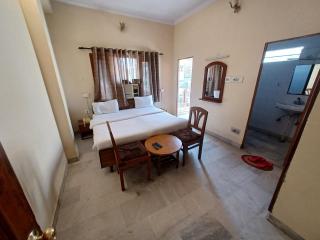 Hotel Raghav Palace 1 km Jaipur Junction & Bus Stand Sindhi Camp - 2