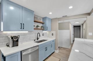 Beachfront condo with pool, gym and tennis courts - 6