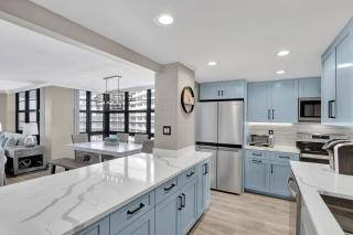 Beachfront condo with pool, gym and tennis courts - 5