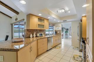 Waterfront home on key lot with pool/view of river - 3
