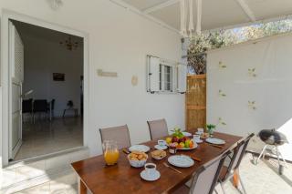Hari’s House - Archangelos (Arcangelo) - 3