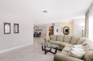 232 Tahiti Road - 6