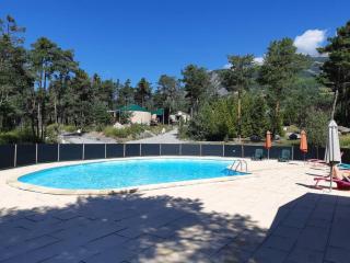 Bungalow de charme dans parc résidentiel piscine - Saint-Pons - 9